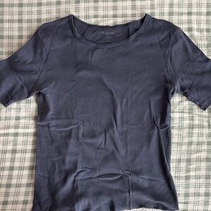 Brandy Melville Navy Short Sleeve Crewneck Tee
